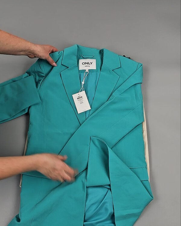 Фотография  642 - ONLY Summer mix 045#15 кг, ЛОТ №8456 оптом в Салехарде и Ямало-Ненецком АО