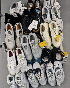 Купить Кроссовки Reebok#23 шт, ЛОТ №8896 оптом в Салехарде и Ямало-Ненецком АО