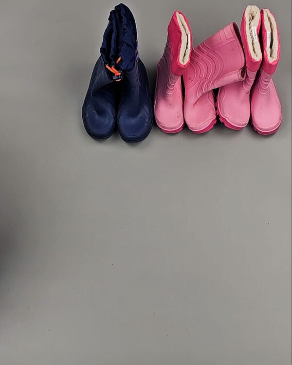 Фотография  921 - Обувь детская Summer Autlet#6 кг, ЛОТ № ВК0128 оптом в Салехарде и Ямало-Ненецком АО