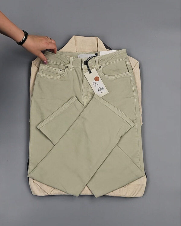 Фотография  690 - YA YA mix 43 В#30 шт, ЛОТ №8878 оптом в Салехарде и Ямало-Ненецком АО