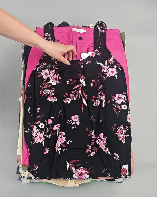 Фотография  296 - B.YOUNG Summer mix 045#17 кг оптом в Салехарде и Ямало-Ненецком АО