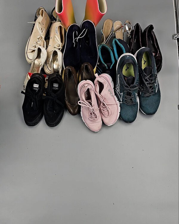 Фотография  749 - Обувь лето крем+экстра (SHOES Summer Cream+Extra)#20 кг, ЛОТ № ВК0116 оптом в Салехарде и Ямало-Ненецком АО