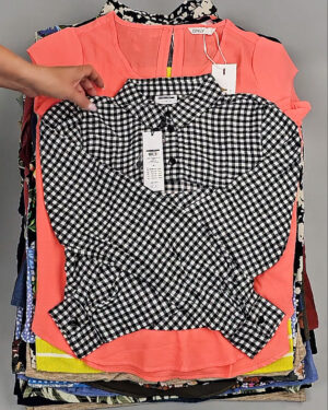 Фотография  962 - Блузки+Джемпера Bestseller Summer 045 B#8,5 кг, ЛОТ №9041 оптом в Салехарде и Ямало-Ненецком АО