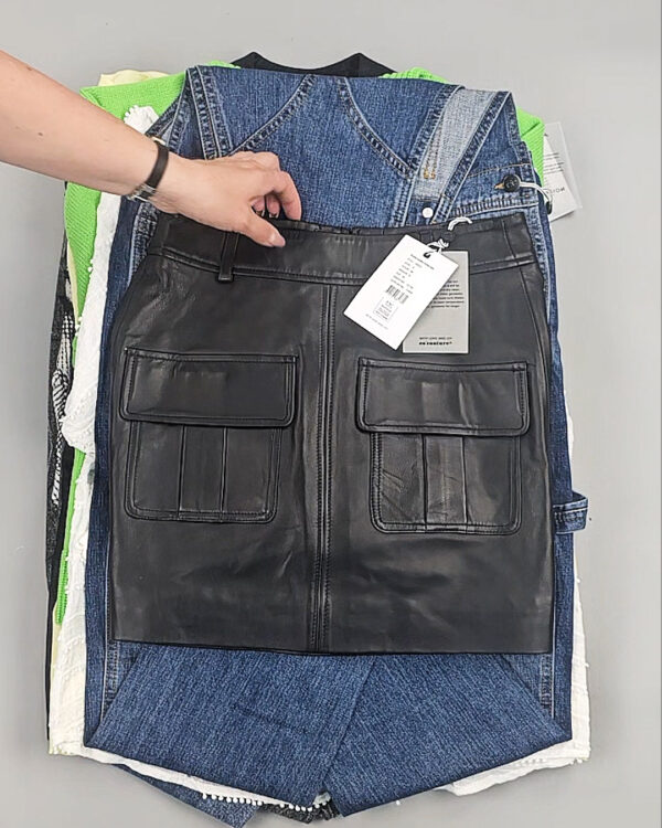 Фотография  255 - CO COUTURE mix 075#25 шт, ЛОТ №9010 оптом в Салехарде и Ямало-Ненецком АО