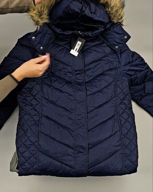 Фотография  960 - Верхняя одежда женская CAN 104#15 кг, ЛОТ СТ-9349 оптом в Салехарде и Ямало-Ненецком АО