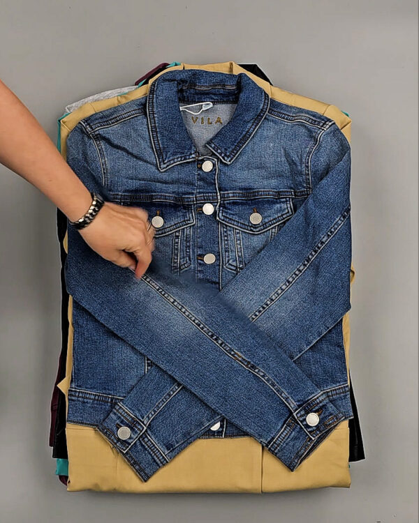 Фотография  117 - Толстовки+Верхняя одежда Bestseller Summer 045 B#7,2 кг, ЛОТ СТ-9324 оптом в Салехарде и Ямало-Ненецком АО