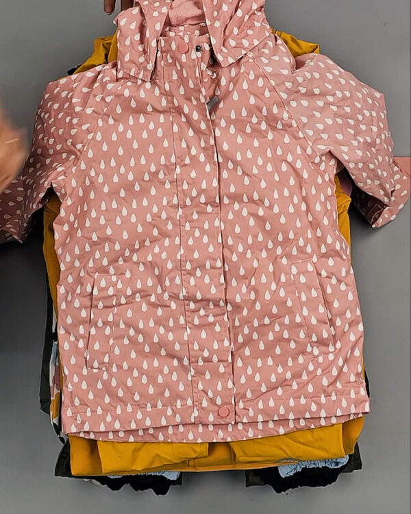 Фотография  662 - Верхняя одежда TCM kids 074#7 кг оптом в Салехарде и Ямало-Ненецком АО