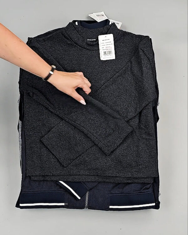 Фотография  266 - Толстовки Корея 085#7,4 кг, ЛОТ СТ-9235 оптом в Салехарде и Ямало-Ненецком АО