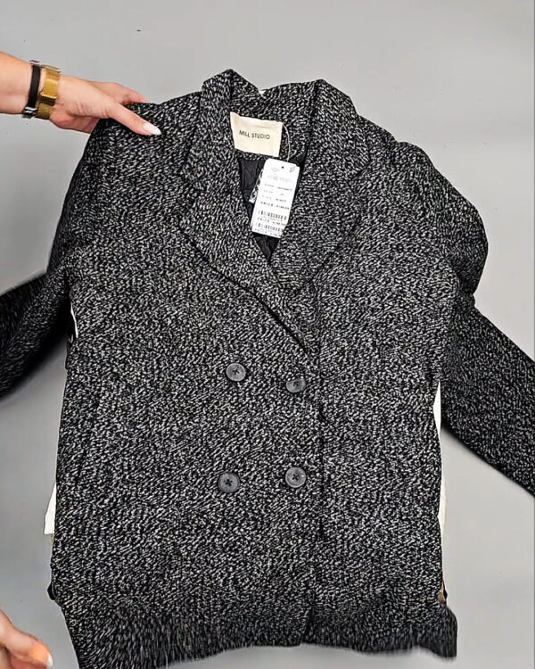 Фотография  835 - Верхняя одежда Корея 085#15 кг оптом в Салехарде и Ямало-Ненецком АО