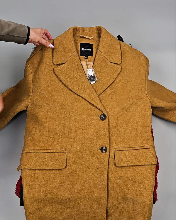 Фотография  350 - Верхняя одежда женская CAN 104#15 кг, ЛОТ СТ-9352 оптом в Салехарде и Ямало-Ненецком АО