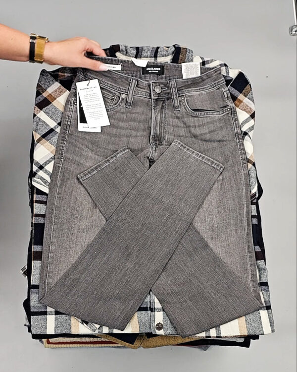 Фотография  386 - JACK JONES Men Winter mix 075#20 кг, ЛОТ № СТ-9265 оптом в Салехарде и Ямало-Ненецком АО