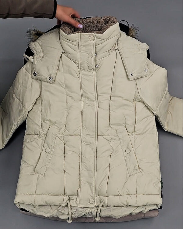 Фотография  773 - Верхняя одежда женская CAN 104#15 кг, ЛОТ СТ-9350 оптом в Салехарде и Ямало-Ненецком АО