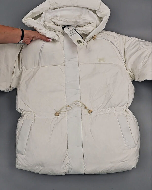 Фотография  289 - Levis mix SW 03#10 кг, ЛОТ СТ-9168 оптом в Салехарде и Ямало-Ненецком АО