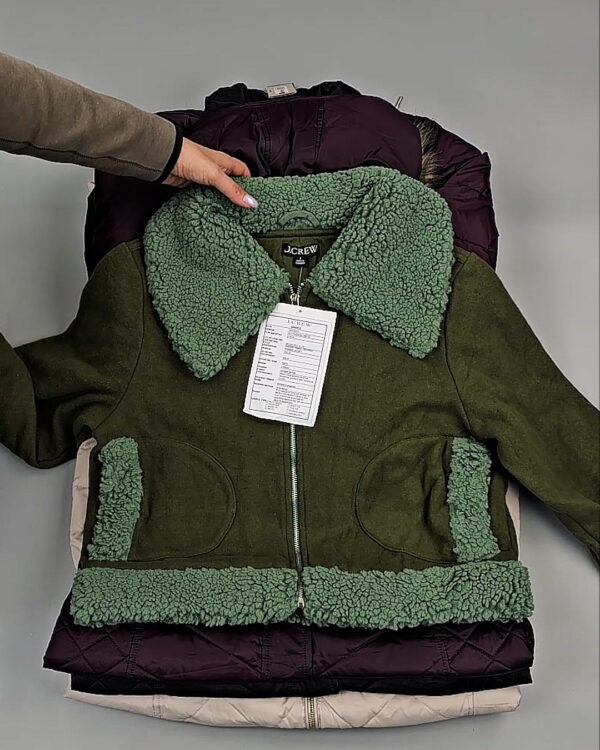 Фотография  669 - Верхняя одежда женская CAN 104#15 кг, ЛОТ СТ-9350 оптом в Салехарде и Ямало-Ненецком АО