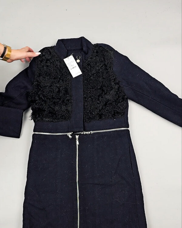 Фотография  687 - Верхняя одежда Корея 085#15 кг, ЛОТ № СТ-9247 оптом в Салехарде и Ямало-Ненецком АО