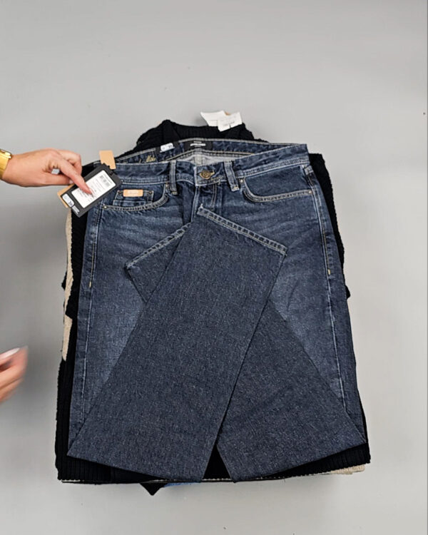 Фотография  125 - JACK JONES Men Winter mix 075#20 кг, ЛОТ № СТ-9266 оптом в Салехарде и Ямало-Ненецком АО