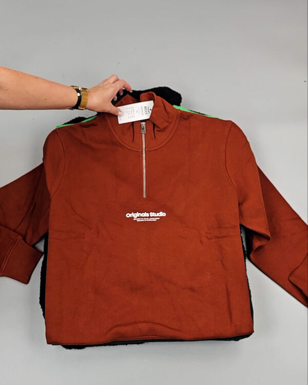 Фотография  459 - JACK JONES Men Winter mix 075#20 кг, ЛОТ № СТ-9266 оптом в Салехарде и Ямало-Ненецком АО