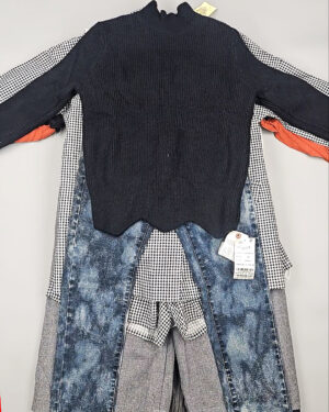 Купить Комплекты жен Корея 085#5 кг, ЛОТ СТ-9573 оптом в Салехарде и Ямало-Ненецком АО