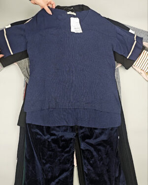 Купить Комплекты жен Корея 085#5 кг, ЛОТ СТ-9574 оптом в Салехарде и Ямало-Ненецком АО