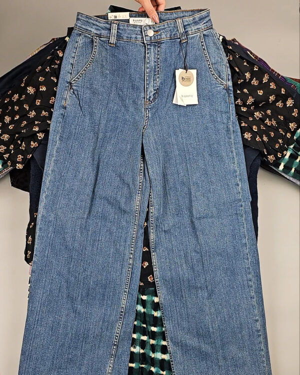 Фотография  370 - B.YOUNG Winter mix 104#15 кг, ЛОТ СТ-9596 оптом в Салехарде и Ямало-Ненецком АО