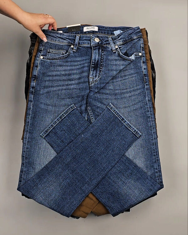 Фотография  239 - Джинсы BLEND HE + 075#10 кг, ЛОТ СТ-9494 оптом в Салехарде и Ямало-Ненецком АО