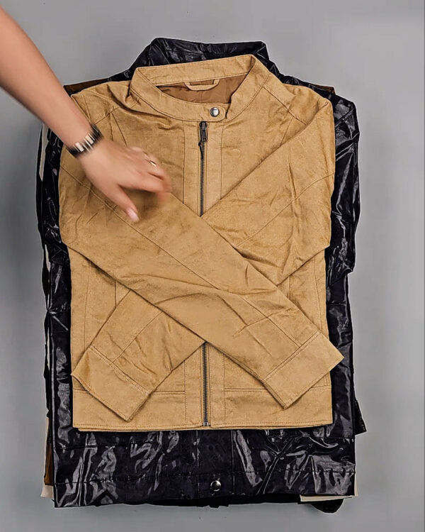 Фотография  389 - Ветровки Bestseller+DK 035#10 кг, ЛОТ СТ-9396 оптом в Салехарде и Ямало-Ненецком АО