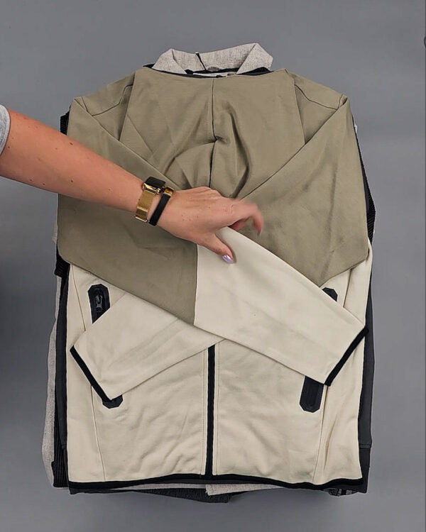 Фотография  737 - JACK JONES Men Winter mix 075#20 кг, ЛОТ № СТ-9446 оптом в Салехарде и Ямало-Ненецком АО