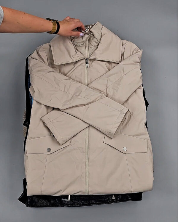 Фотография  101 - Ветровки женские CAN 104#11,5 кг, ЛОТ СТ-9402 оптом в Салехарде и Ямало-Ненецком АО