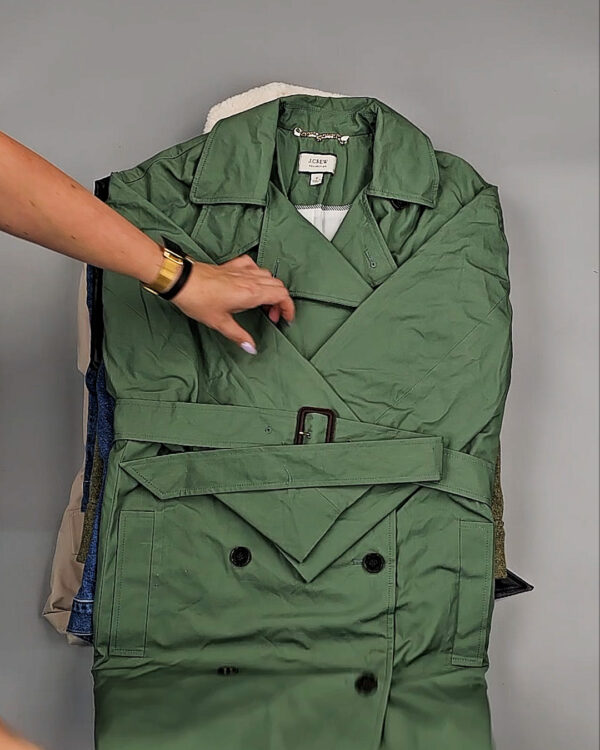 Фотография  685 - Ветровки женские CAN 104#12,4 кг, ЛОТ СТ-9403 оптом в Салехарде и Ямало-Ненецком АО