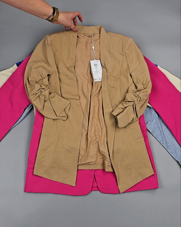 Фотография  316 - Жакеты Bestseller 045 B#7,3 кг, ЛОТ СТ-9551 оптом в Салехарде и Ямало-Ненецком АО