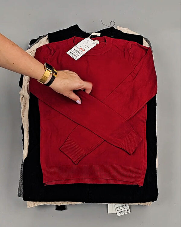 Фотография  741 - Джемпера Корея 085#7 кг, ЛОТ СТ-9415 оптом в Салехарде и Ямало-Ненецком АО