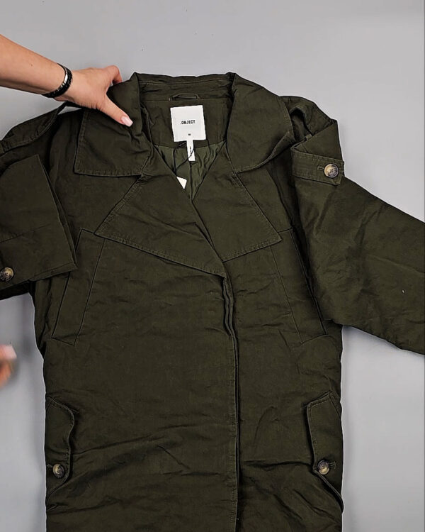 Фотография  609 - Ветровки Bestseller+DK 035#10 кг, ЛОТ СТ-9396 оптом в Салехарде и Ямало-Ненецком АО