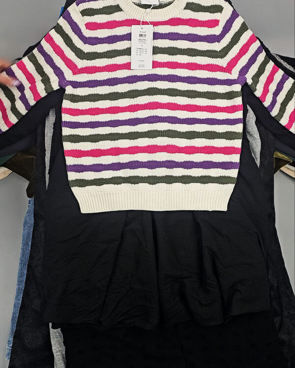 Фотография  967 - ДАНИЯ (СЫРЬЕ) 095#50 кг оптом в Салехарде и Ямало-Ненецком АО