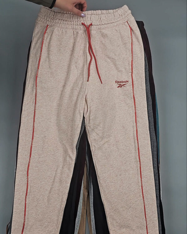 Фотография  386 - Спортивные штаны Ex#25 кг, ЛОТ № СХ-0171 оптом в Салехарде и Ямало-Ненецком АО