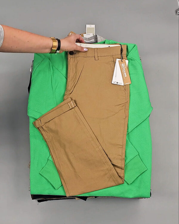 Фотография  373 - JACK JONES Men Winter mix 075#20 кг, ЛОТ № СТ-9445 оптом в Салехарде и Ямало-Ненецком АО