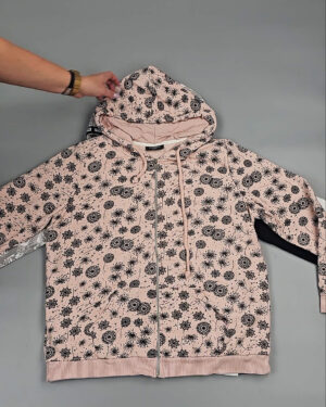 Фотография  680 - Толстовки#10 кг, ЛОТ № СХ-0151 оптом в Салехарде и Ямало-Ненецком АО