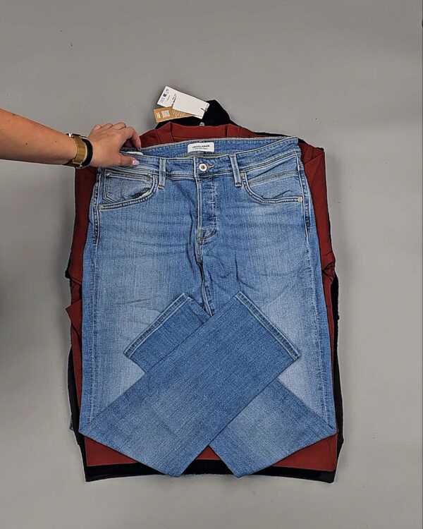 Фотография  899 - JACK JONES Men Winter mix 075#20 кг, ЛОТ № СТ-9444 оптом в Салехарде и Ямало-Ненецком АО