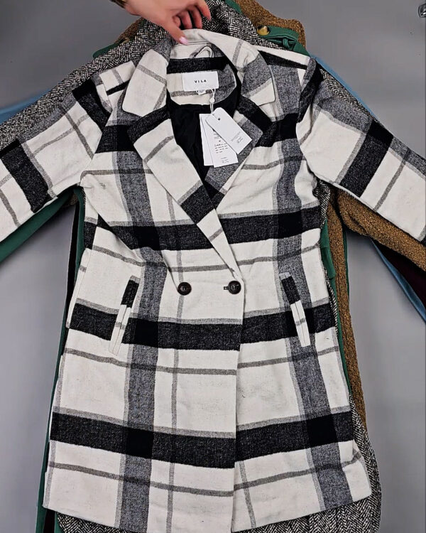 Фотография  112 - Пальто Bestseller 045#10 кг оптом в Салехарде и Ямало-Ненецком АО