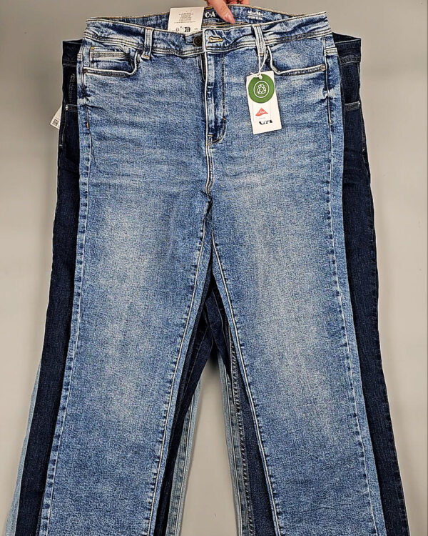 Фотография  976 - Джинсы C&A ж/м#10 кг, ЛОТ СТ-9744 оптом в Салехарде и Ямало-Ненецком АО