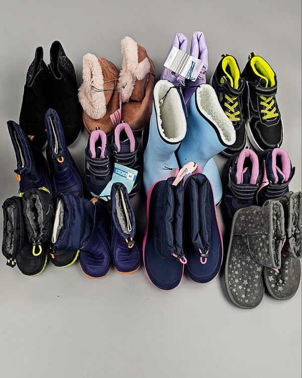 Фотография  390 - Обувь СТОК дети зима 065#6,4 кг, ЛОТ СТ-9662 оптом в Салехарде и Ямало-Ненецком АО