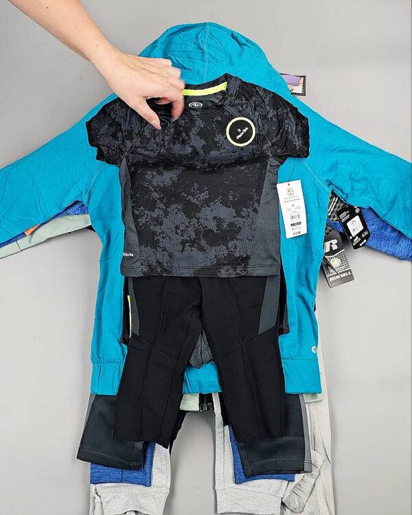 Фотография  713 - Спортивные костюмы дети CAN#6 кг, ЛОТ СТ-9739 оптом в Салехарде и Ямало-Ненецком АО