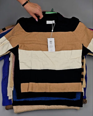 Фотография  842 - Джемпера Bestseller 104#7 кг, ЛОТ СТ-9884 оптом в Салехарде и Ямало-Ненецком АО