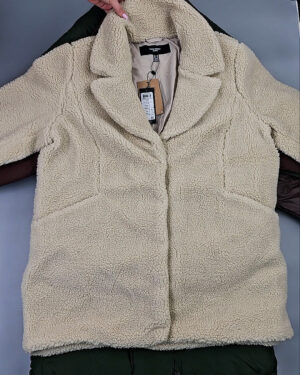 Фотография  918 - Куртки BESTSELLER зима 045#10 кг, ЛОТ СТ-9827 оптом в Салехарде и Ямало-Ненецком АО