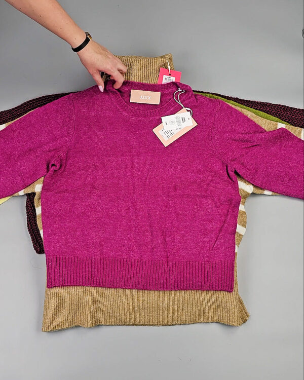 Фотография  961 - Джемпера JJXX 045 #7 кг, ЛОТ СТ-9876 оптом в Салехарде и Ямало-Ненецком АО