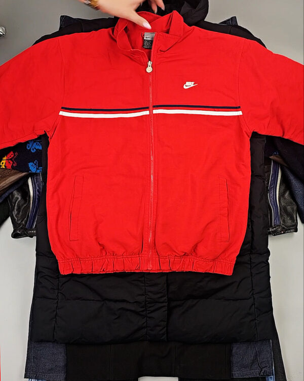 Фотография  861 - Vintage Black#50 кг, ЛОТ СХ-0210 оптом в Салехарде и Ямало-Ненецком АО