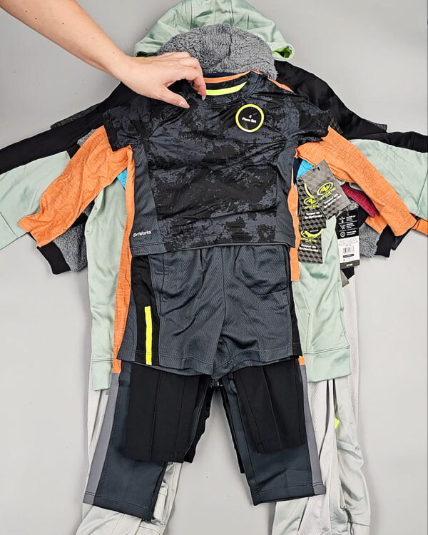 Фотография  519 - Спортивные костюмы дети CAN#6 кг, ЛОТ СТ-9738 оптом в Салехарде и Ямало-Ненецком АО