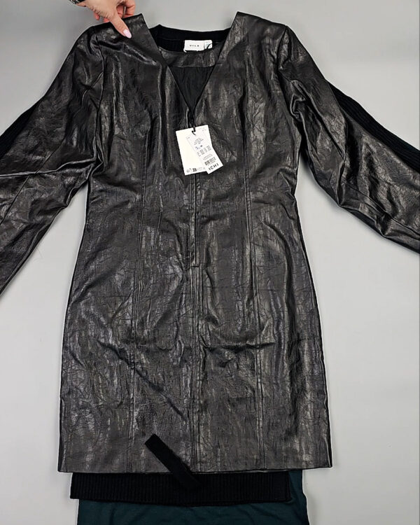 Фотография  186 - Платья Bestseller+DK Winter 035#7 кг, ЛОТ СТ-9919 оптом в Салехарде и Ямало-Ненецком АО