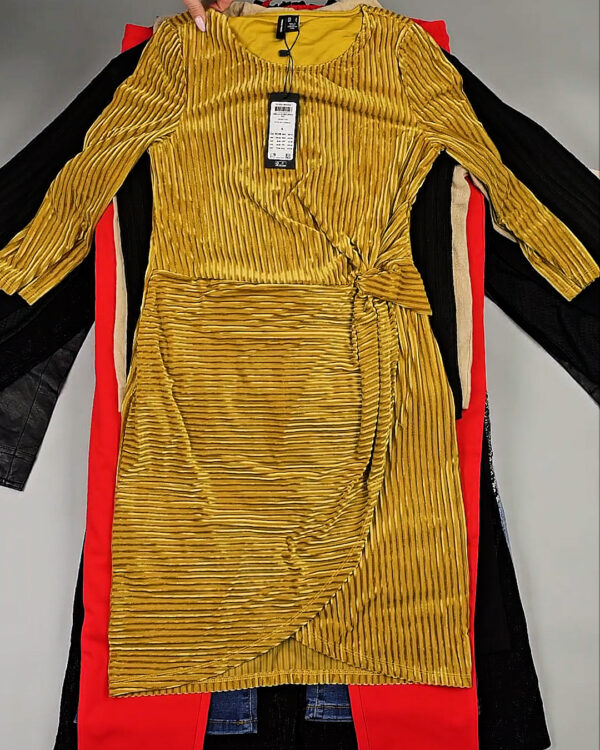 Фотография  428 - DK+Bestseller 085#16 кг, ЛОТ СТ-9952 оптом в Салехарде и Ямало-Ненецком АО