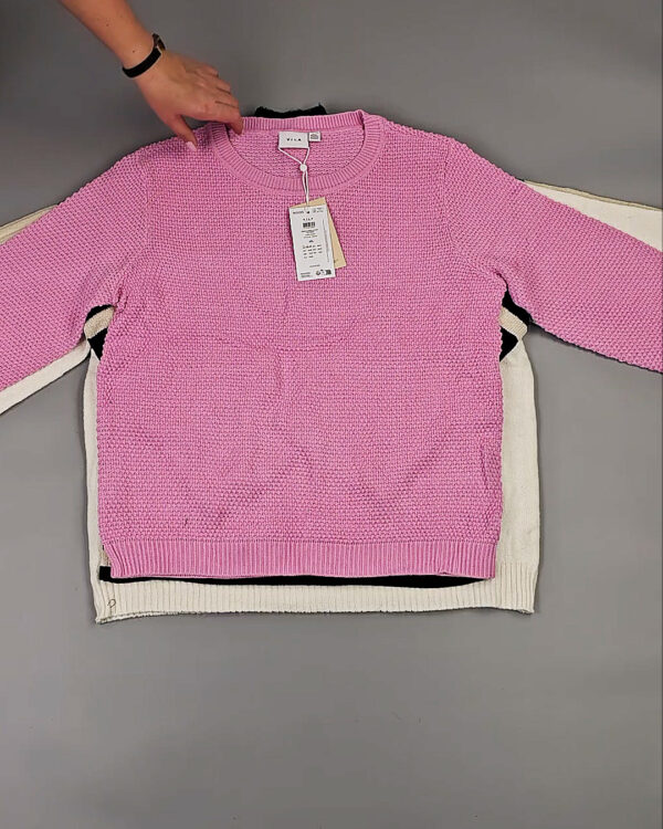 Фотография  858 - Джемпера VILA W 104#7 кг оптом в Салехарде и Ямало-Ненецком АО