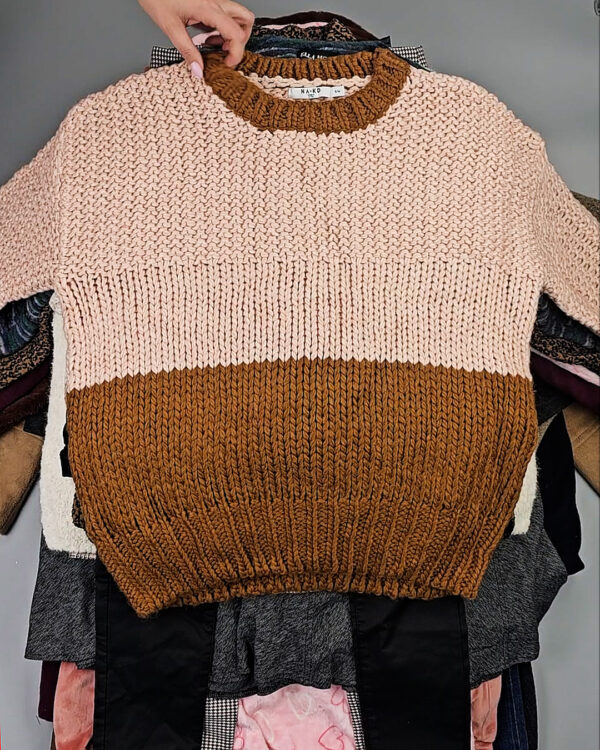 Фотография  796 - Женский микс зима (Winter mix)#20 кг, ЛОТ СХ-0208 оптом в Салехарде и Ямало-Ненецком АО